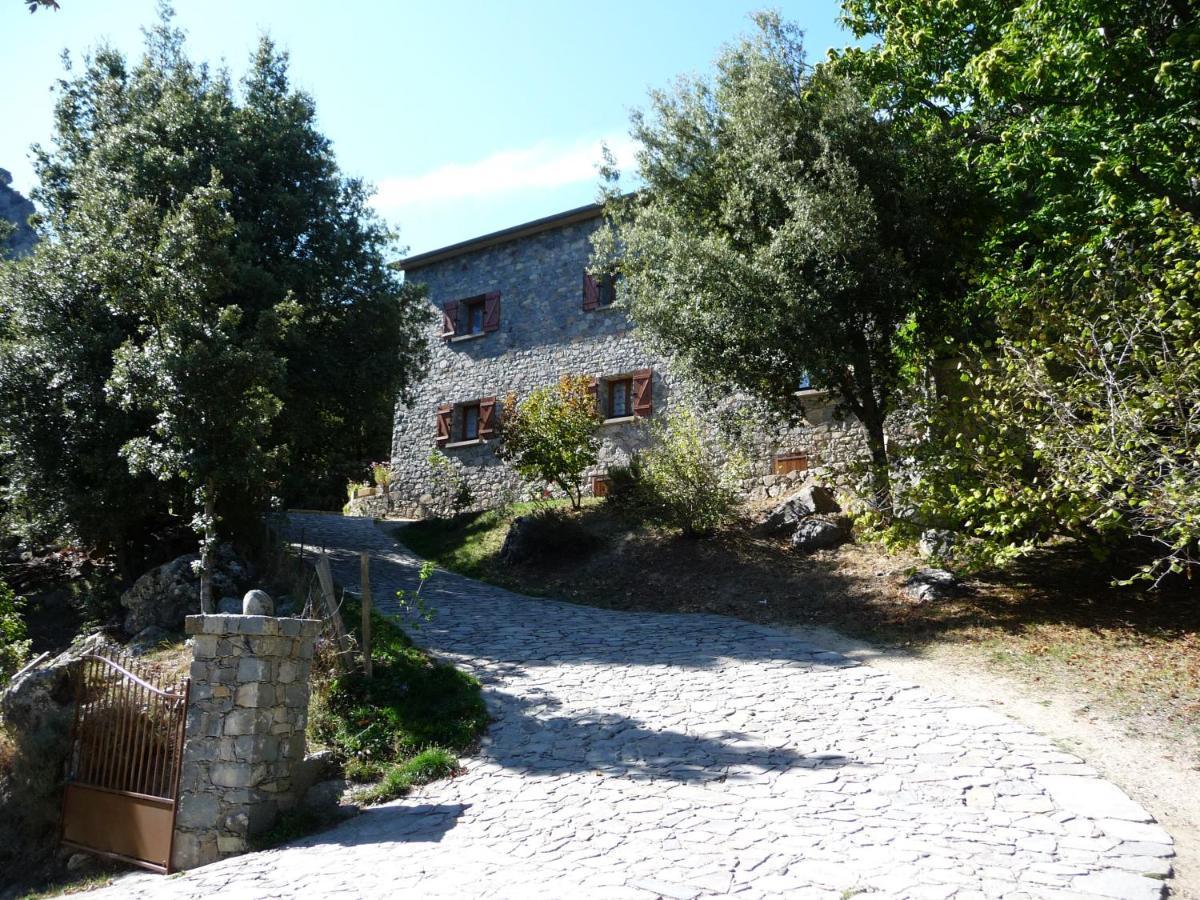 Chambre D'Hote "Chez Antoinette Et Charles" Santo-Pietro-di-Venaco Exterior photo
